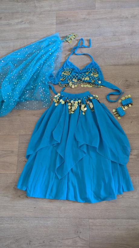 Ka360 krásný kostým břišní tanečnice  na 7 - 9 let, 