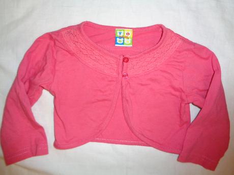 Nádherné meruňkovo-růžové bolérko s krajkou, 92