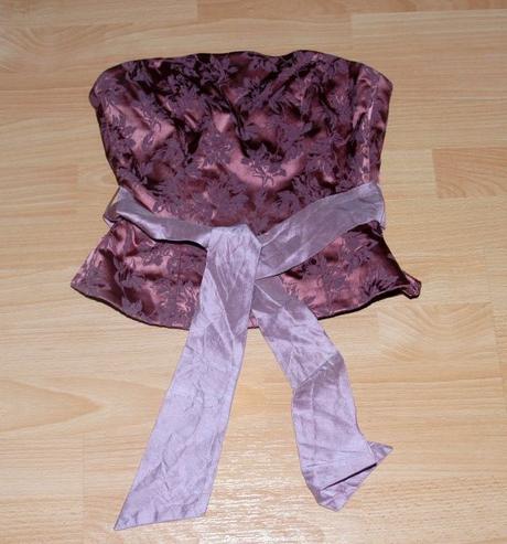 Pružný dámský korzet, 36