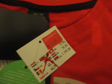 Triko s lebkou, takko,158