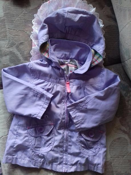 Prodám bundičku jaro, léto vel.92 pěkná, c&a,50