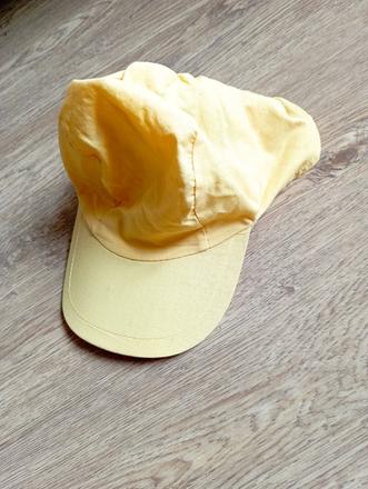 Kšiltovka, lupilu,92