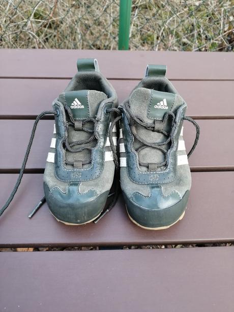 Klučičí boty/tenisky adidas jako nové vel. 27, adidas,27