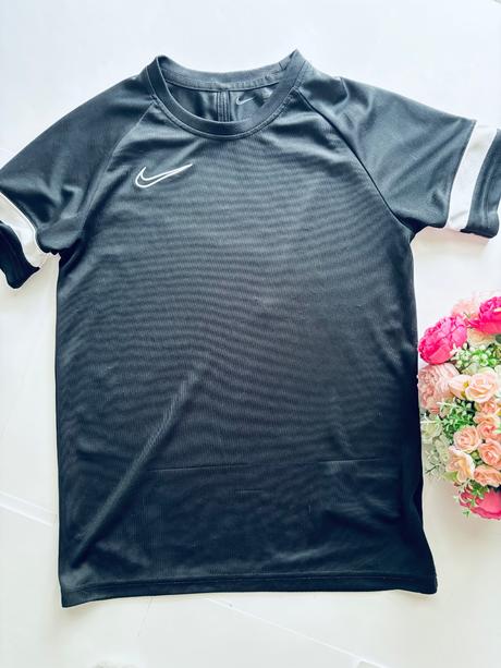 Triko funkční černé - v.146-152 nike, nike,146