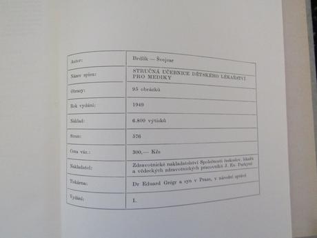 Retro-brdlík-švejcar- učebnice dětského lékařství,