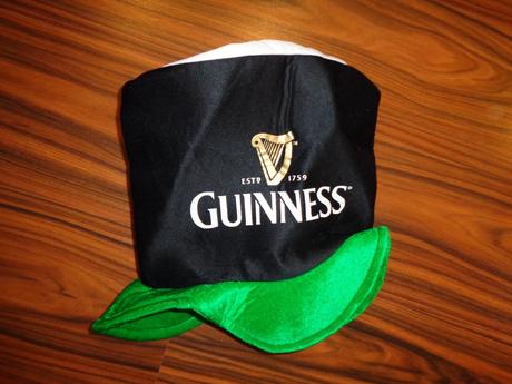 Karneval-super vysoká čepice guinness-obvod 58 cm,