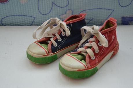 Červeno-zelené plátěnky, tenisky, 22