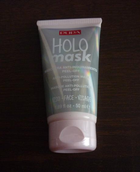 Pupa obličejová slupovací maska,