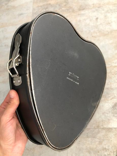 Rozevírací dortová forma tvar srdce zenker černá, 