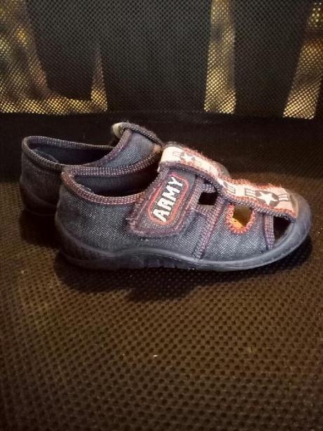 Chlapcké kvalitní papuče, 25