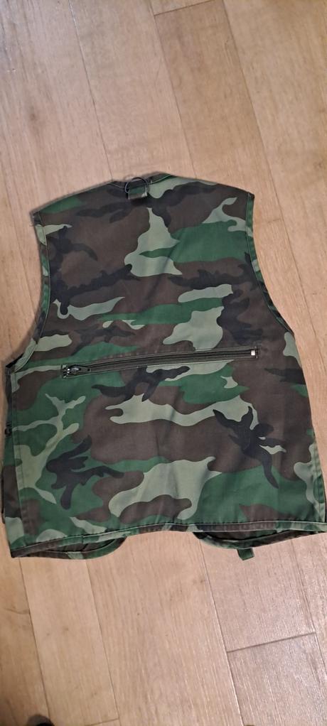 Rybářská vesta, 122