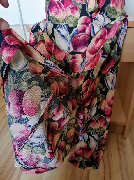 Letní šaty s ovocem, xs