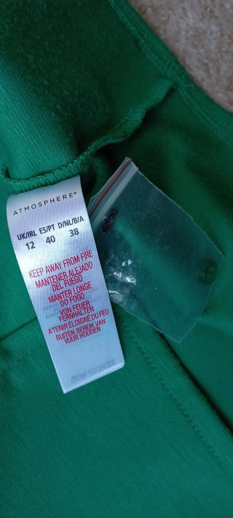 Šaty zn."atmosphere" vel."l", atmosphere,l