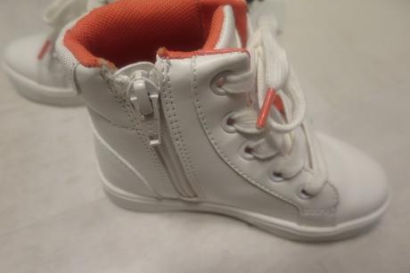 Kotníčkové botičky - jednou na noze, h&m,25