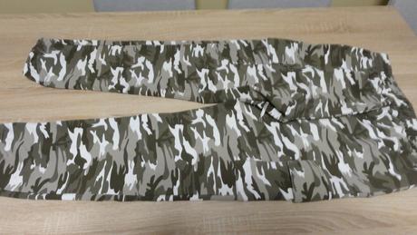 Tepláky vel. 38, amisu,38