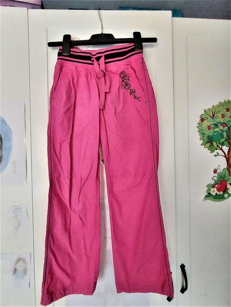 Kalhoty nové, s.a.m.,122