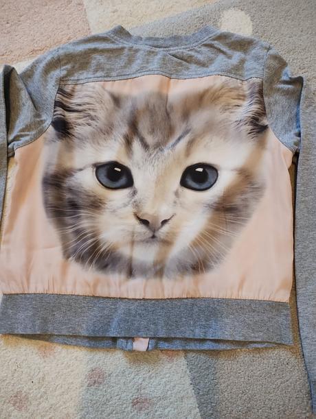 Balík oblečení vel. 134/140, 122–134