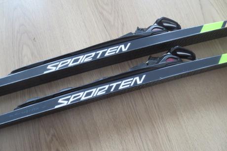 Běžky sporten 150 cm (šupiny) + vázání nnn, sporten