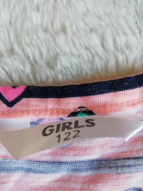 Overal se srdíčky, velikost 122, 122