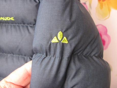 Chlapecká zimní bunda s kapucí vaude, 140