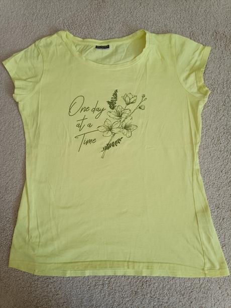 Žluté triko, pepco,l