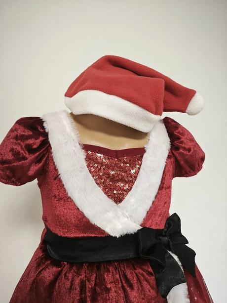 Vánoční šaty, 80