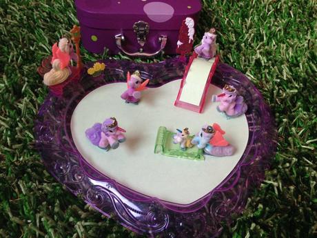 Filly konicci a kluziste s doplnky, 