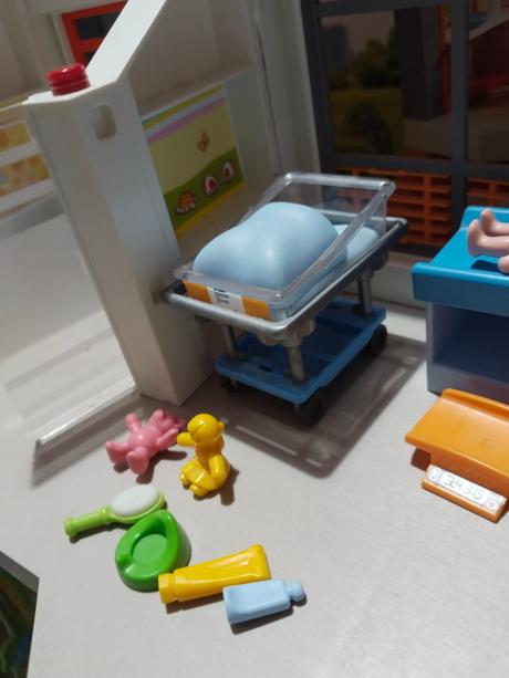 Playmobil nemocnice,vrtulník a sanitka,