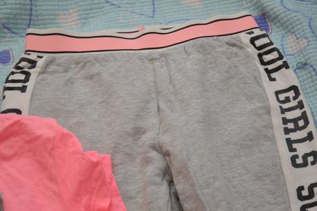 140 girls komplet bavlněné triko tepláky, 140