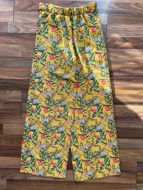 Barevné široké kalhoty s vážkou, vel není cca xs, xs