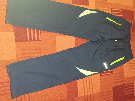 Vel 134-140 soft pekne, 134