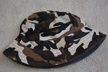 Maskáč klobouk, 104