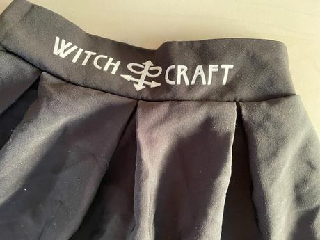 Ghotic/witch krátká sukně, vel s i méně, vada naže, s