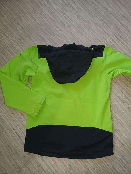 Bunda softshell. vel.m, m