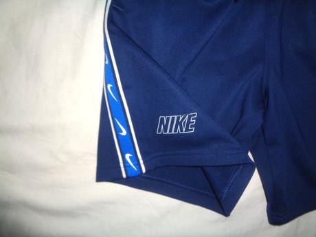 Luxusní tmavomodré teplejší šortky nike 134-146, nike,140 / 146