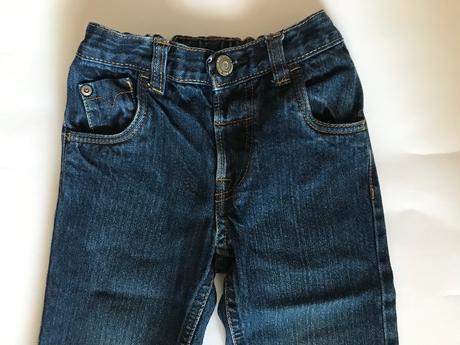 Tmavě modré džíny, tu,86