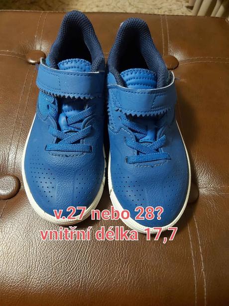 Kopačky / futsal tenisky - 27/28, decathlon,27