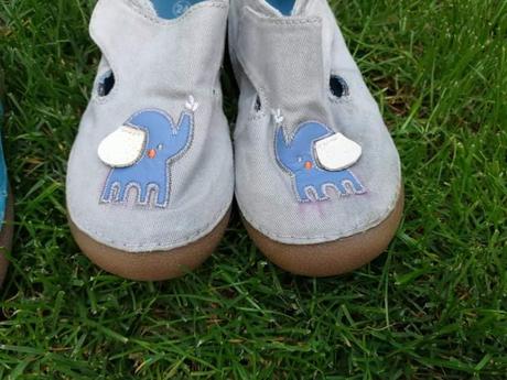 Vertbaudet vel. 24 kompromis barefoot, vertbaudet,24