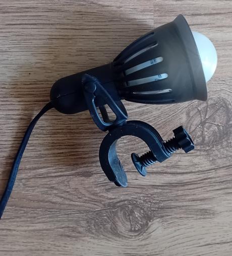 Svítidlo na čtení, 