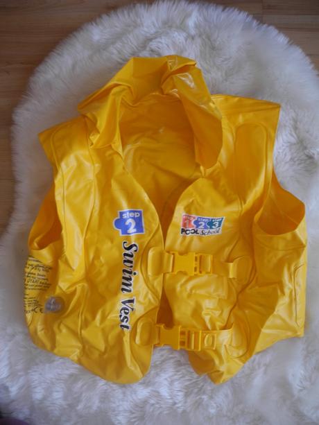 Plovací vesta a kruh, 
