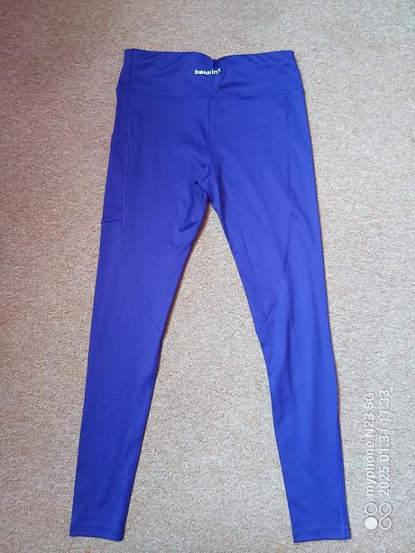 Legíny zn."bekkin" vel."146", 146