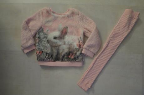 Chlupatý svetřík s kočičkami, h&m,98