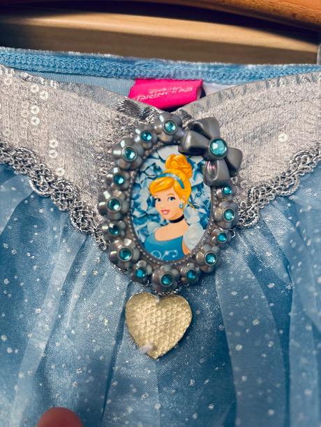 St1/ kostým delux popelka- v.5/6 let, 