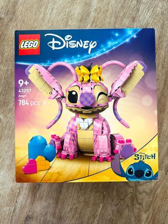 Lego disney 43257 andílek,