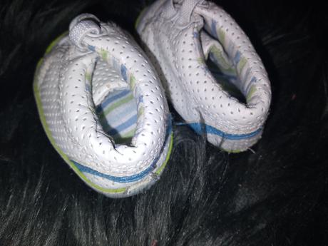 Dětské capáčky 9.5 cm, <17