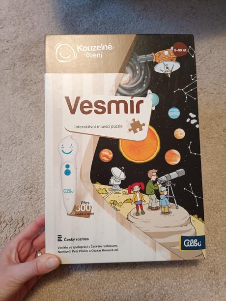 Kouzelné čtení puzzle vesmír,