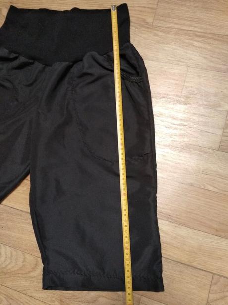 Dámské kraťasy, 38