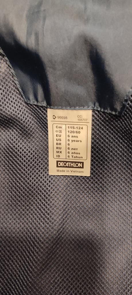 Šusťáková bunda, decathlon,122