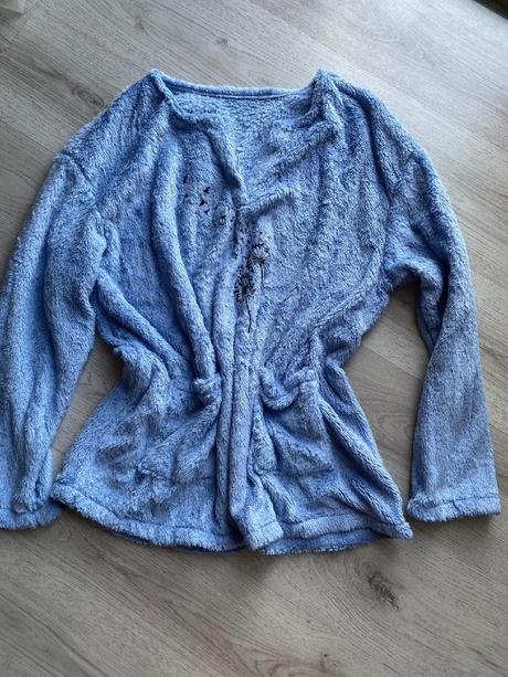 Krásná nová luxusní mikina velikost 44/46/xxl, 44 / xxl