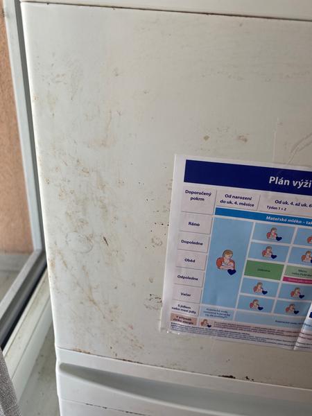 Holky dotaz, co pomůže na toto v kuchyni?